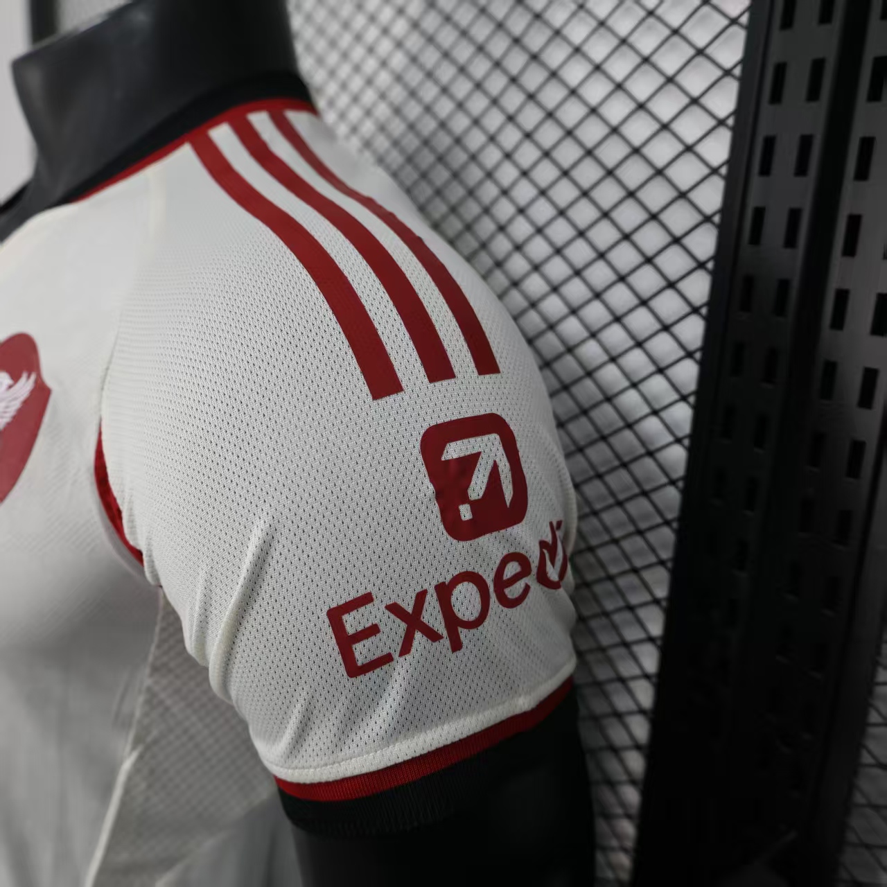 liverpool away 25/26 kit player version liverpool away 25/26 kit player version